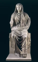 Statue posthume de Livia (58 av. J.-C.-29 ap. J.-C.) de Velleia